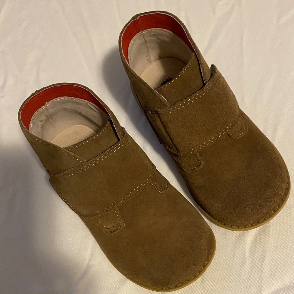 Livie & Luca Boys, size 9 shoe